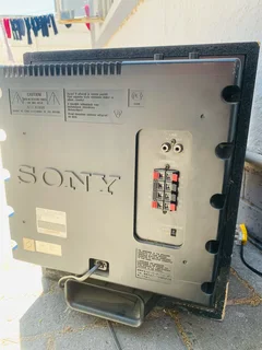 Sony 12 inch active subwoofer working 100% for only R2000 not negotiable and no scammers please