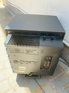 Sony 12 inch active subwoofer working 100% for only R2000 not negotiable and no scammers please
