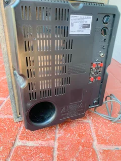 Sony active subwoofer in excellent working condition for only R1,250 not negotiable and no scammers