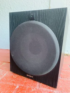 Sony active subwoofer in excellent working condition for only R1,250 not negotiable and no scammers