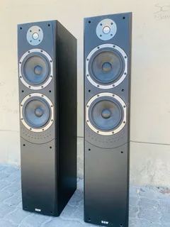 Bowers and winkins DM309 speakers working 100% R3250 not negotiable and no scammers please