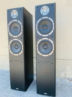 Bowers and winkins DM309 speakers working 100% R3250 not negotiable and no scammers please