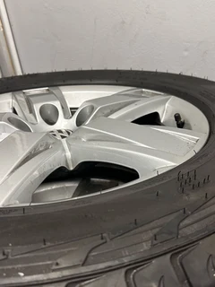 AMAROK 18” RIMS AND TYRES