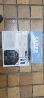 Remote Controle &amp; 2 Servos Dash Saber
