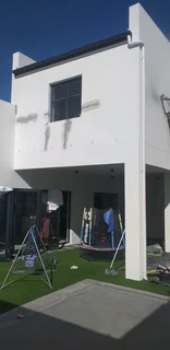 BRICKLAYER, PLASTERER, SKIMMER, TILER, PAINTER LOOKING FOR WORK URGENTLY