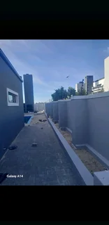 BRICKLAYER, PLASTERER, SKIMMER, TILER, PAINTER LOOKING FOR WORK