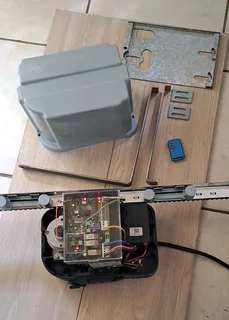 FOR SALE ET 500 Drive slide gate motor