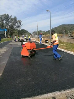 DRIVEWAYS SPECIALIST