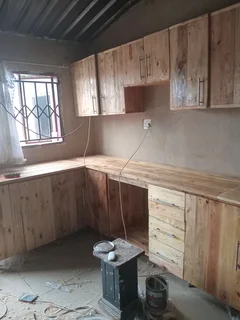 Pallets Furniture And Wall Units