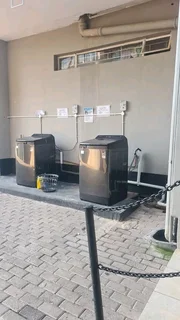 COMFORTABLE ACCOMMODATION (STUDENTS &amp; YOUNG PROFESSIONALS)