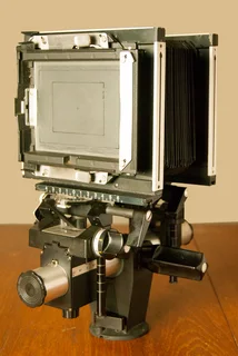 Sinar F in case and 135 mm lens and plate in good condition can ship WW