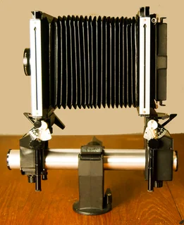 Sinar F in case and 135 mm lens and plate in good condition can ship WW