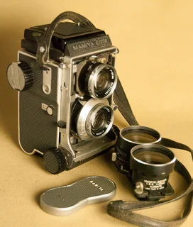 Mint condition Mamiya C220 Professional. Standard 105mm &#43; wide angle 65mm lenses