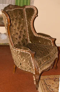 Lounge suite coffee table and side tables pristine condition