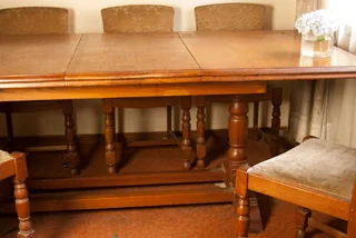 6 seater/ 4 seater dining room with a leaf insert set and sideboard