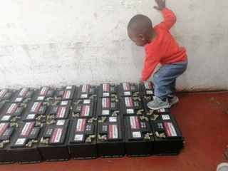 Im buying scrap batteries from