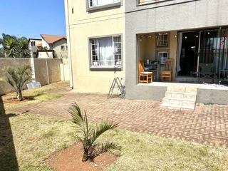 2bed 2bath ground floor apartment for sale in Northgate Randburg