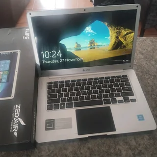 Zed air laptop in excellent condition