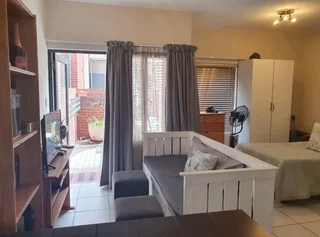 Studio apartment for sale in Beverly gardens Randburg