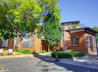 Studio apartment for sale in Beverly gardens Randburg