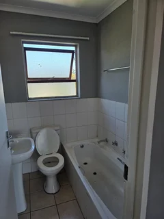 BRACKENFELL - NEAT 2 BEDROOM APARTMENT