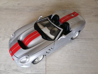 Burago SHelby Series 1 1999 1/18 Made in Italy R600