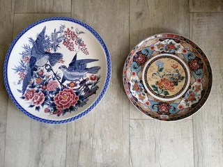 2x Imperial Imari plates R400