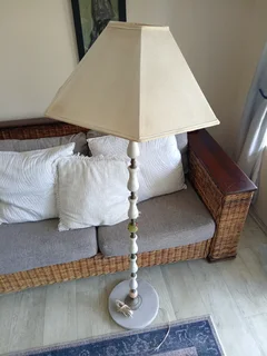 Marble & Brass Floor lamp 1.55m (Great condition) R500 NEG