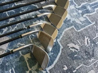 ️Z Model Pro Pride Golf clubs (Great condition) R750 NEG