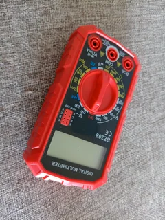 Digital Multimeter (As new) R250 NEG