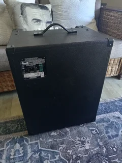 Peavey Max 115 300W Bass Combo Amplifier R5500 NEG
