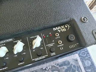 Peavey Max 115 300W Bass Combo Amplifier R5500 NEG