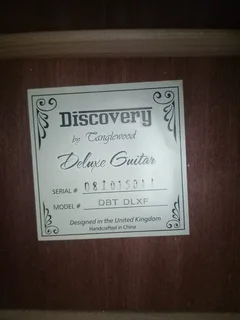 Tanglewood Discovery DLX Acoustic Guitar (Great condition) R1600 NEG