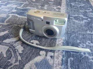 Pentax Optio 30 Digital Camera (Good condition) R400 NEG