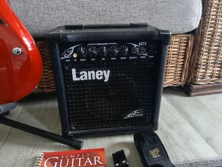 Cort X-2 &amp; Laney amp bundle (Fantastic condition) R3500 NEG