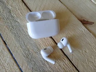 Apple Airpods Pro (Good condition) R1200 NEG