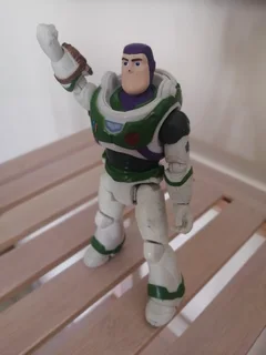 Buzz Lightyear Figurine R50