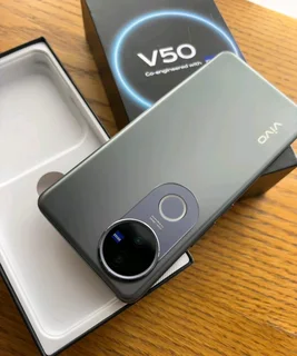 Vivo v50 brand new box 512