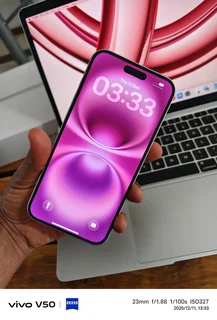 iPhone 16 plus very clean new