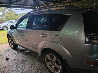 2007 Mitsubishi Outlander SUV