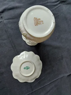 Belleek Daisy Spill Vase and pin dish.This vase is handcrafted in Ireland from fine Parian china.