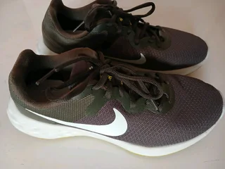 Nike Shoes for Sale.