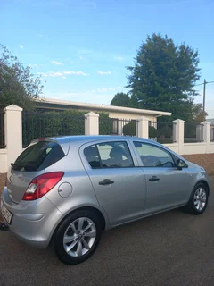 Low mileage 2014 Opel Corsa 1.4 Essentia