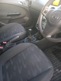 Low mileage 2014 Opel Corsa 1.4 Essentia