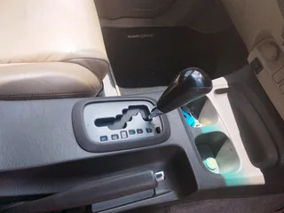 Toyota fortuner diesel auto 2011