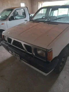 Nissan np300 hardbody