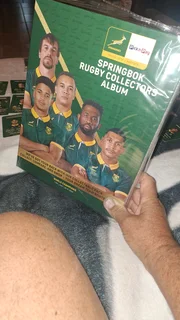 2025 complete rugby album with all 31 cards.