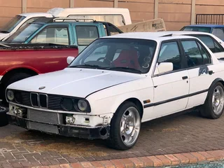 1992 BMW E30 325i Executive – High-Performance 1JZ-GTE VVTI Conversion