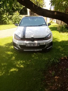 2016 Volkswagen Golf Hatchback