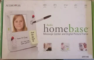 Demo unit Audiovox message center with digital picture frame